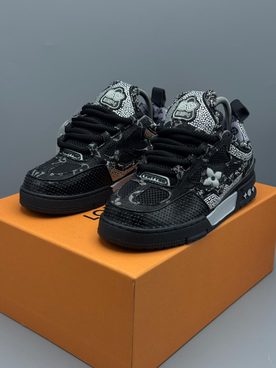 LOUIS VUITTON SKATE SWAROVSKI 2026 🔥 NUEVA COLECCIÓN 🆕 ALTA CALIDAD G5 ✅ UNIDADES LIMITADAS 🥵