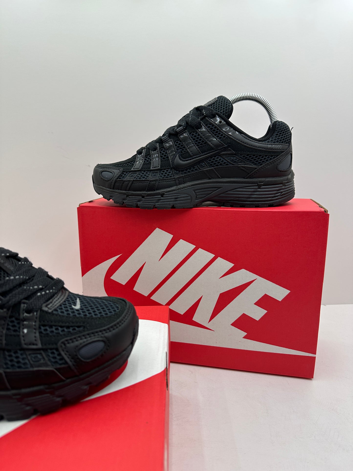 Zapatilla Nike P6000 All Black