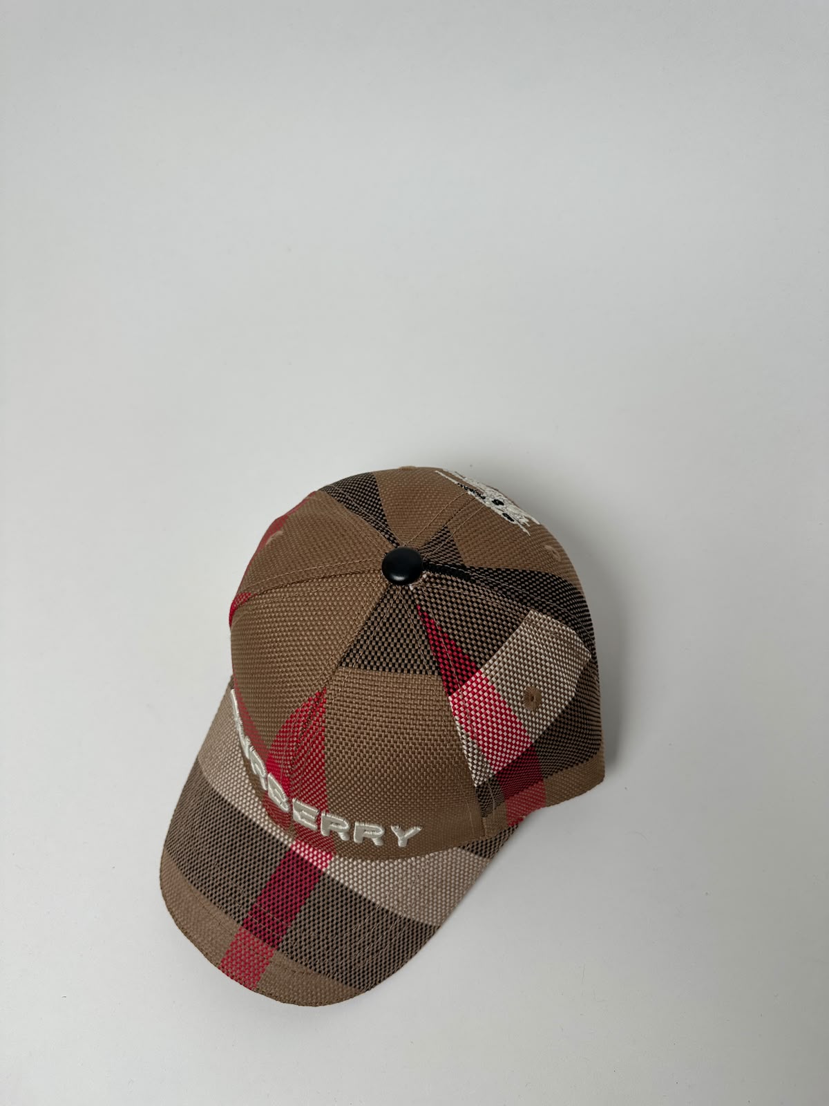 GORRA BURBERRY EXAGGERATED