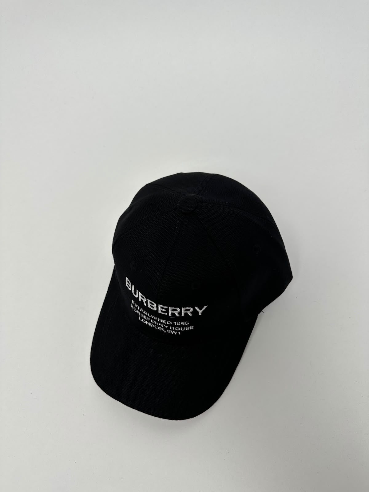 🔥 GORRA BURBERRY HORSEFERRY BLACK ✅ CALIDAD PREMIUM ‼️ UNIDADES LIMITADAS